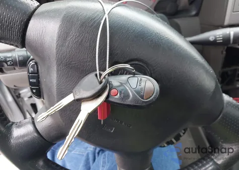 2001 Nissan Xterra Se из США, поврежденный, VIN 5N1ED28Y11C551503